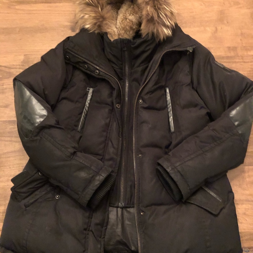 Beautiful XL Women’s Rudsack Parka with fur lined hood and zip in bib.